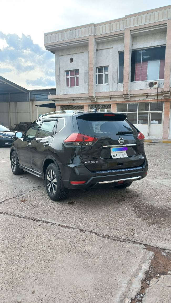 واتساب_ ***********
نیسان روج مودیل 2017 SL فول مواصفات
5 پارجە صبغ بێش وباش کبس بێ داخلی
گێر و محرك فحم گزوز بشرت
60 مایل روشتووە/ سیارە بێ مسرەفە
مواصفات -بانوراما-بصمە شغل -کوشن جلد وهێتەر- 5کامیرە_ویل کروم
تحویل وکالە بشرتە
سعر 125$ومجال ***********
شوین ..ئاکرێ دهوك, العراق
