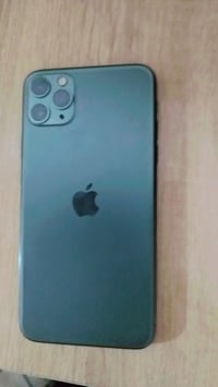 آيفون 11 برو ماكس • ٢٥٦ • بطاريه ٨١