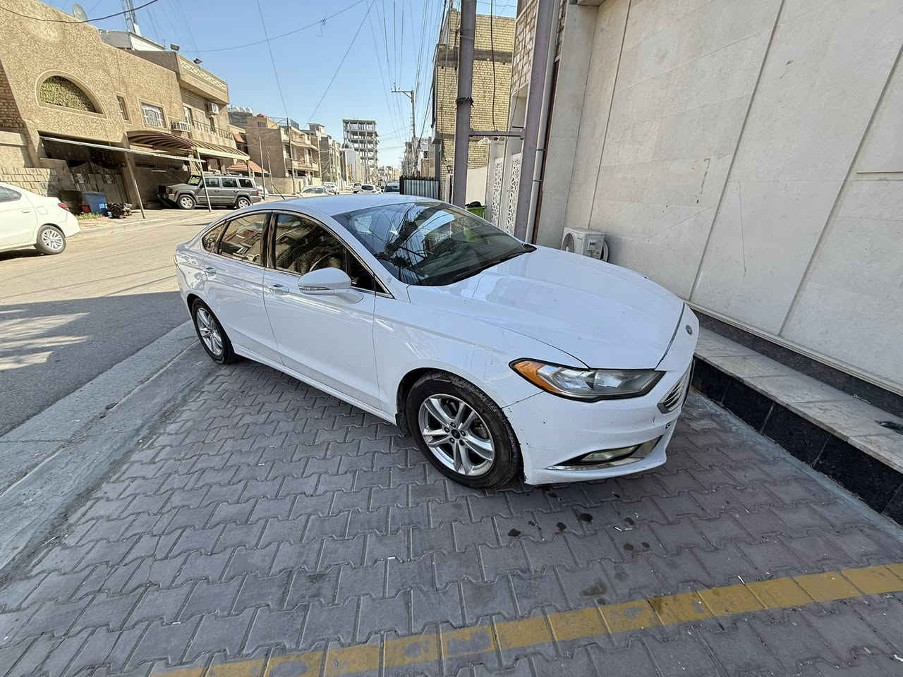 لون ابيض 
رقم كركوك انكليزي جديد ب اسمي
هزه جديده
حساسات خلفيه شاشه كبيره كراسي جلد تدفئه كراسي دخول ذكي خمس بصمات سبير موجود

السعر 105 ورقه

ضرر امريكا صفحه جاملغ خلفي صبغ باب وباب السائق وجاملغ امامي وجزء من البنيد (صفحة السائق)

***********
