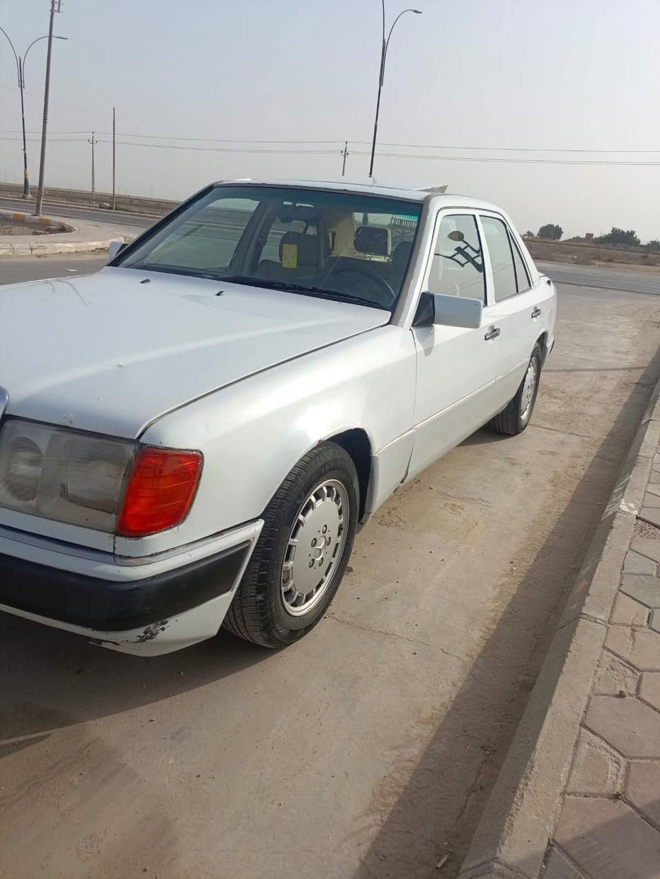 السلام عليكم سياره للبيع موديل 91 كفاله عامه حداديه تبريد ❄️ كلشي شغال سياره سنويه مشروع وطني رقم ***********سعر خاص وشراي بل خدمه
