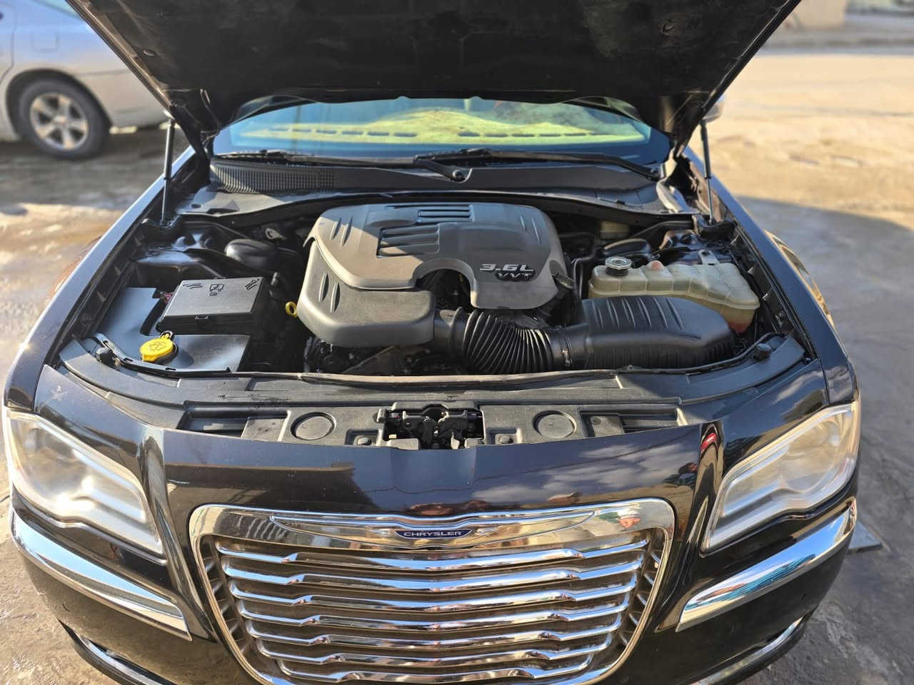 السلام عليكم اوباما للبيع فقط 2012رقم اربيل بسمي شرط التحويل السيارة فول فول خليجي السونار ويه الصور شرط بدون دواخل  كير مكينه صدر امامي او خلفي تبريد تدفئة شرط مواصفات الخليجي معروفه رادار امامي ايشاير بلمري اخواني فول شتريد بيها مواصفات اوكلشي شغال بيها مكان السيارة موصل السعر (185)بيها مجال تلفون ***********او***********مكان السيارة موصل اني مكلف بلنشر لاطبلي خاص كلشي معرف خابر اوفتهم تفاصيل السيارة أترجاكم
