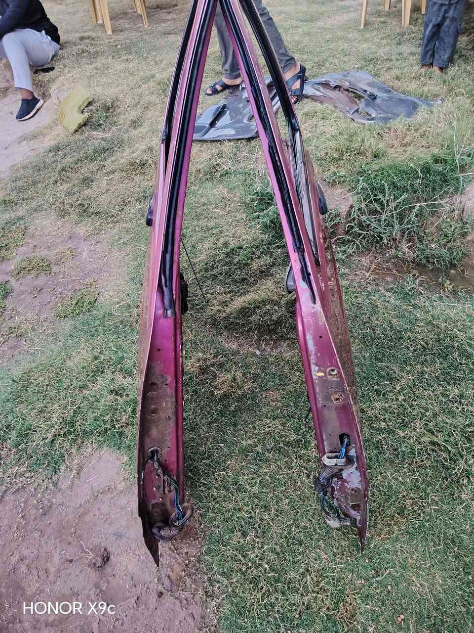سلام عليكم للبيع بوب كيا ابريجو مال السايق والعبري عدد 2 كاملات مواطير يدات داخل وخارج جوم 
العنوان القائم 
للستفسار اكثر 
***********
