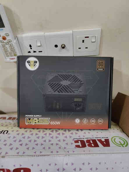 السلام عليكم
تجميعة GAMING

CPU:/AMD RYZEN™ 5 3600 6-CORE, 12-THREAD
MB:/ MSI B450 PRO MAX
GPU:/ AMD RADEON® RX 580 8GB 
RAM:/ 2*8 16GB 3200MHZ T.FORCE
PUS:/ 650W MASS +80 BRONZE
SSD:/ 1T KINGSTON
CASE:/REDRAGON 4FAN 3FAN RGB  

+ شاشة شبه متكاملة

  MASS { MG244 }
 ASPECT RATIO { 16:9 }
 SIZE { 24 } { FHD }
 { 1920x1080 } 
 { IPS } { FLAT }
 { 144HZ } { 1MS }

+ UPS OFFLINE 2000VA

+ كيبورد ماوس سماعات 

+ يعني شد والعب والباكيتات اغلبهم موجودات والاسلاك كاملة تونس 

السعر الكامل

{670  الف }

مكاني بغداد الاعظمية
توصيل بغداد [ 5 ]
محافظات [ 7 ]
***********
