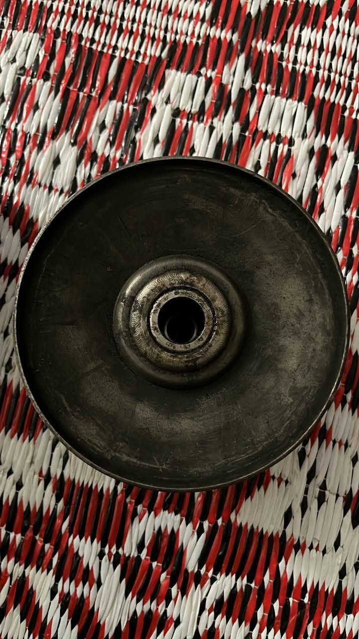 للبيع كلج خلفي ماكس عدله
كلج بلادي نضيف الله شاهد فتحته من دراجه رمبه 
مكاني بل حريه سعر هاص

رقم الاتصال ***********
