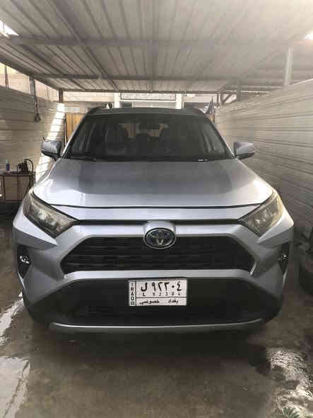 السلام عليكم من رخصة الادمن
راف فور XLE 2020 وارد امريكي 
ماشيه50 الف 
رقم بغداد باسمي 
السيارة فول مواصفات 
فتحة
دفع رباعي
بصمة + نظام ترحيب
شاشة كبيرة + كامرة
تدفئة بالكشنات + كشن السايق كهرباء 
رادار امامي و خلفي و جانبي و نقطة عمياء 
نطام تحديد المسار 
سايد بريك كهربائي + نظام Hold
ستة انظمة قيادة 
تدفئة ستيرن 
داخل مخمل 
محرك 2500 
جنطة كهرباء 
مانع انزلاق 
حادثها من امريكا دعامية امامية و شبر من البنيد متعدل 
السيارة كاملة و ما ناقصها شي 
سعرها 19500و بيها مجال 
للاستفسار الاتصال على هذا الرقم ***********
صور الحادث وات ساب
