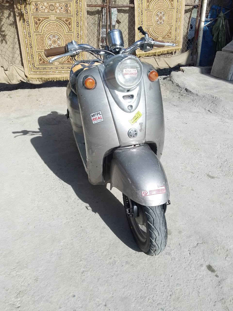 دراجه كلاسك سرعه 60 تشتغل هندر نقص باتري مكينه نضيفه شلعه ومعدل كهربائياتهه كلهه شغاله قفل جنطه شغال دبلات شغاله اوراق بيهه سعر 150مكاني بغداد مدينه الصدر شراي يتصل ***********بيه واتساب
