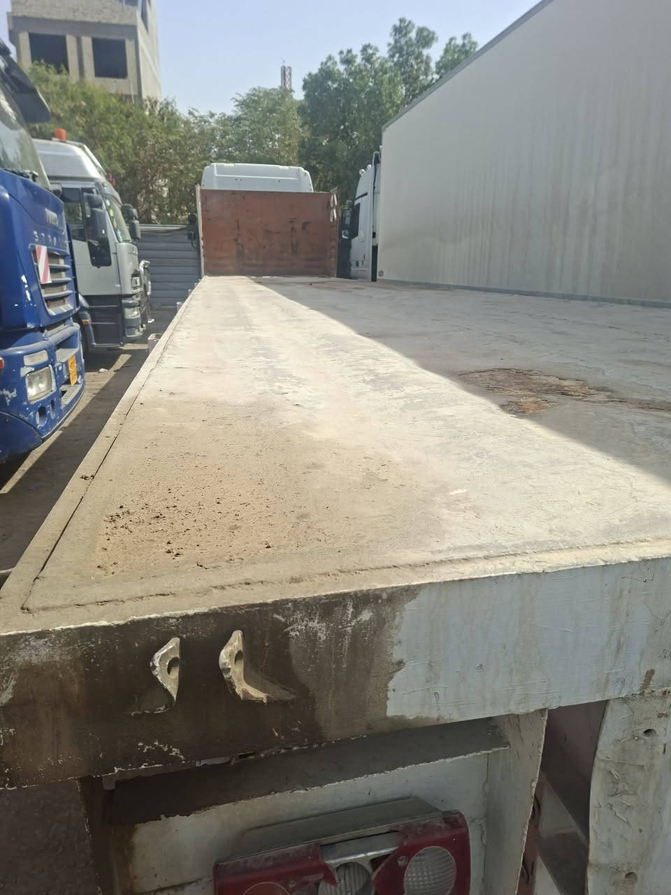 عربانه اوربيه جاهزه للعمل مكانها بغداد الطالبيه سعرها ٤٠ورقه سبرنك تك تاير ***********
