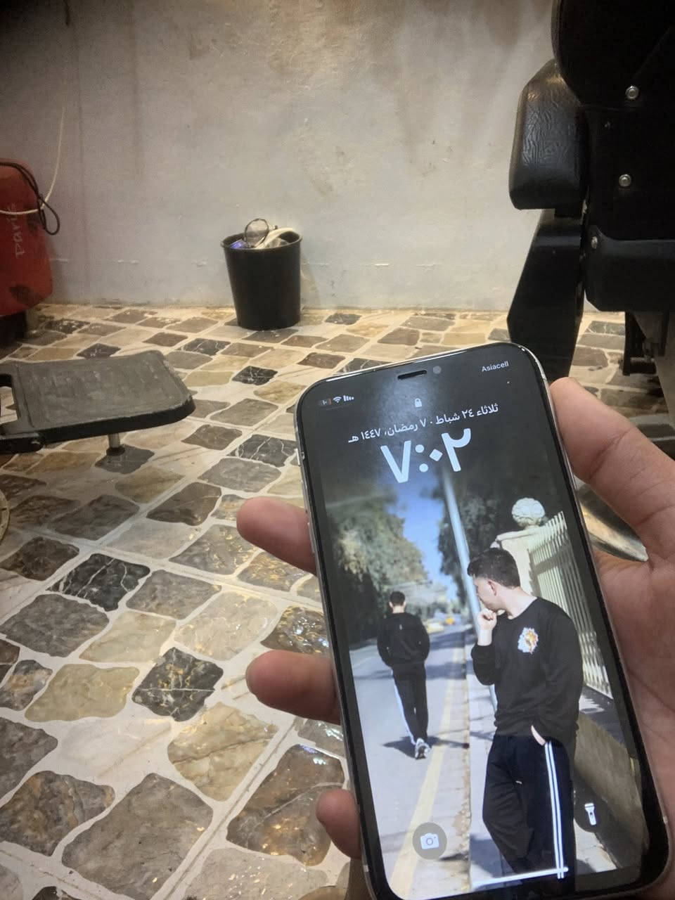 جهاز ايفون للبيع
ايكس ار 
نورمان 
وفيس ايدي يشكل بهذه تحديث 
ذاكره ٦٤ 
بطاريه ٨٥ قطاره قطاره 
بطاريه قطاره بل شحن شرط
للبيع او مراوس بايفون فقط 
مكن موصل ايسر االحدباء


**إذا كنت صاحب هذا الإعلان وتريد حذفه لأي سبب، رجاءا أرسل رسالة إلى الدعم الفني**