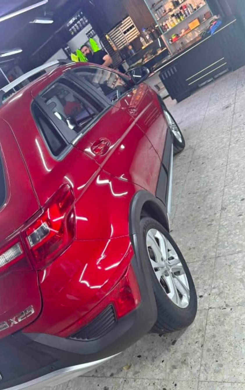 � للبيع – سيارة BAIC X25 موديل2020
📍 الموقع: بغداد الشعلة
📌 رقم: بغداد انكليزي (السيارة حرة تحويل ثاني يوم)
🎨 اللون: احمر
ماشيه 68,300 قابل لزيادة
محرك 1500 تيربو
مكينة وگير ياباني مكفولات (كير اوتوماتيك سبورت)
شاشة لمس 
حساسات خلفية
تحكم بالستيرن (وضعتين)
إشارات بالمرايا
مثبت سرعة
تبريد فول
كشنات جلد
عليها ادامة تخم تاير+ فلتر بانزين +كلاص بانزين +
دبلات خلفية +صدر كامل + دسكات تخم شركة 
سيارة جاهزة من كلشي ترايها وين ميعجبك 
والصورة الموجودة من سفرتي لشمال تحياتي الكم

*********** موجود اتصال +بي واتساب

السعر : 85 وبيها مجال
