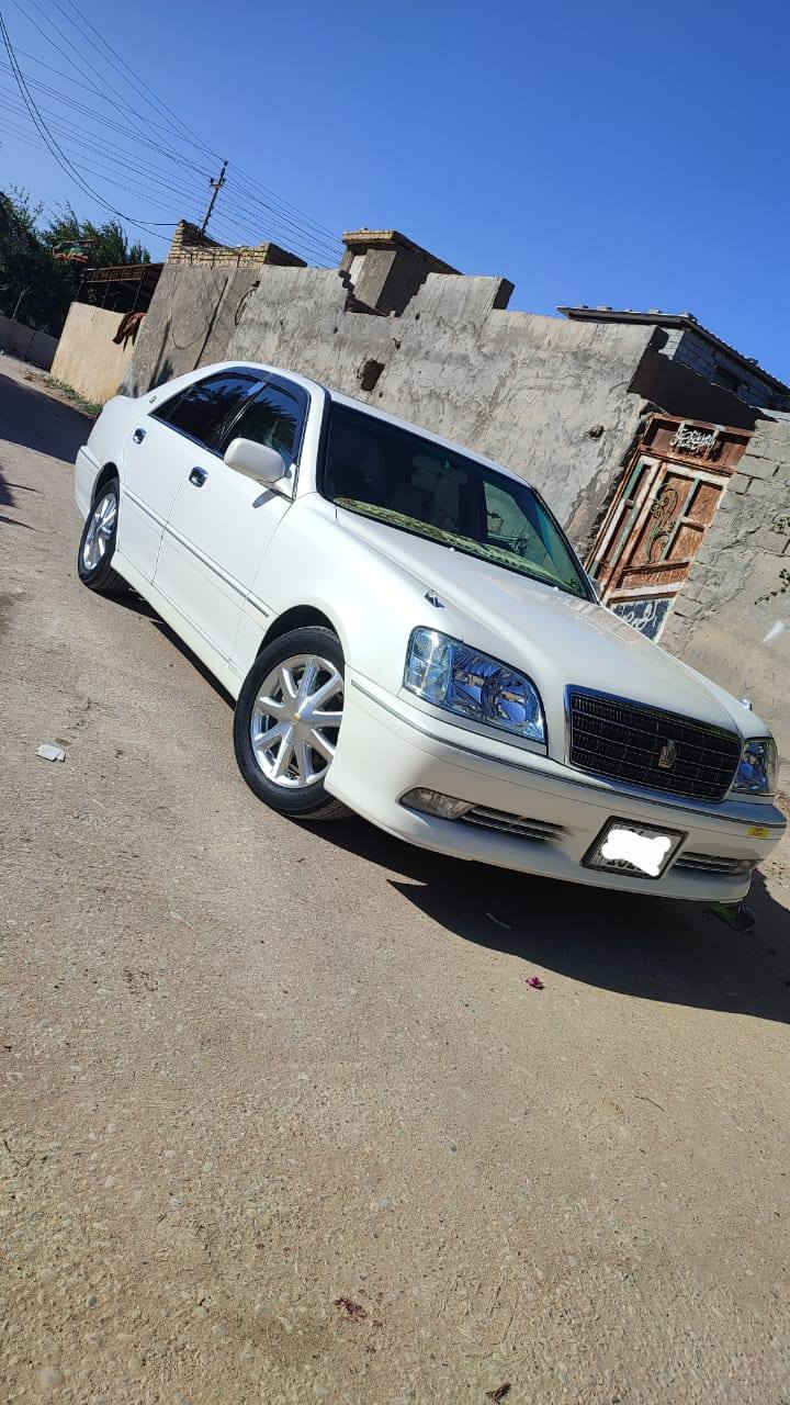 تويوتا كراون رويال مكفوله كفاله عامه ضربه وكص وصبغ فقط  دكمتين فتحه كرستال اصل  مكاني البصره السعر ٧٠ رقم الهاتف 📱 ***********
