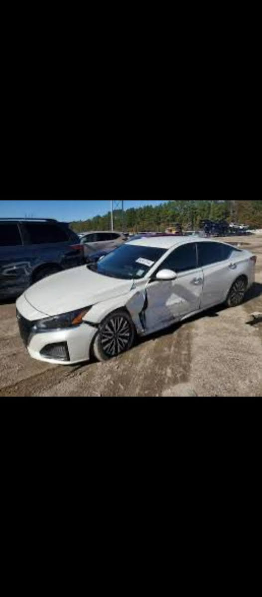 سلام عليكم ورحمه الله وبركاته
نيسان اليتما 23 رقم اربيل باسمي 
السونار ولحادث موجود بلمنشور 
موصفات اس في مكفوله كفاله من كلشي رادار حجر كله بلادي امامي خلفي كبس 
مكاني بغداد الشعب 
***********
175بيهومجال لشراي ولجاد
