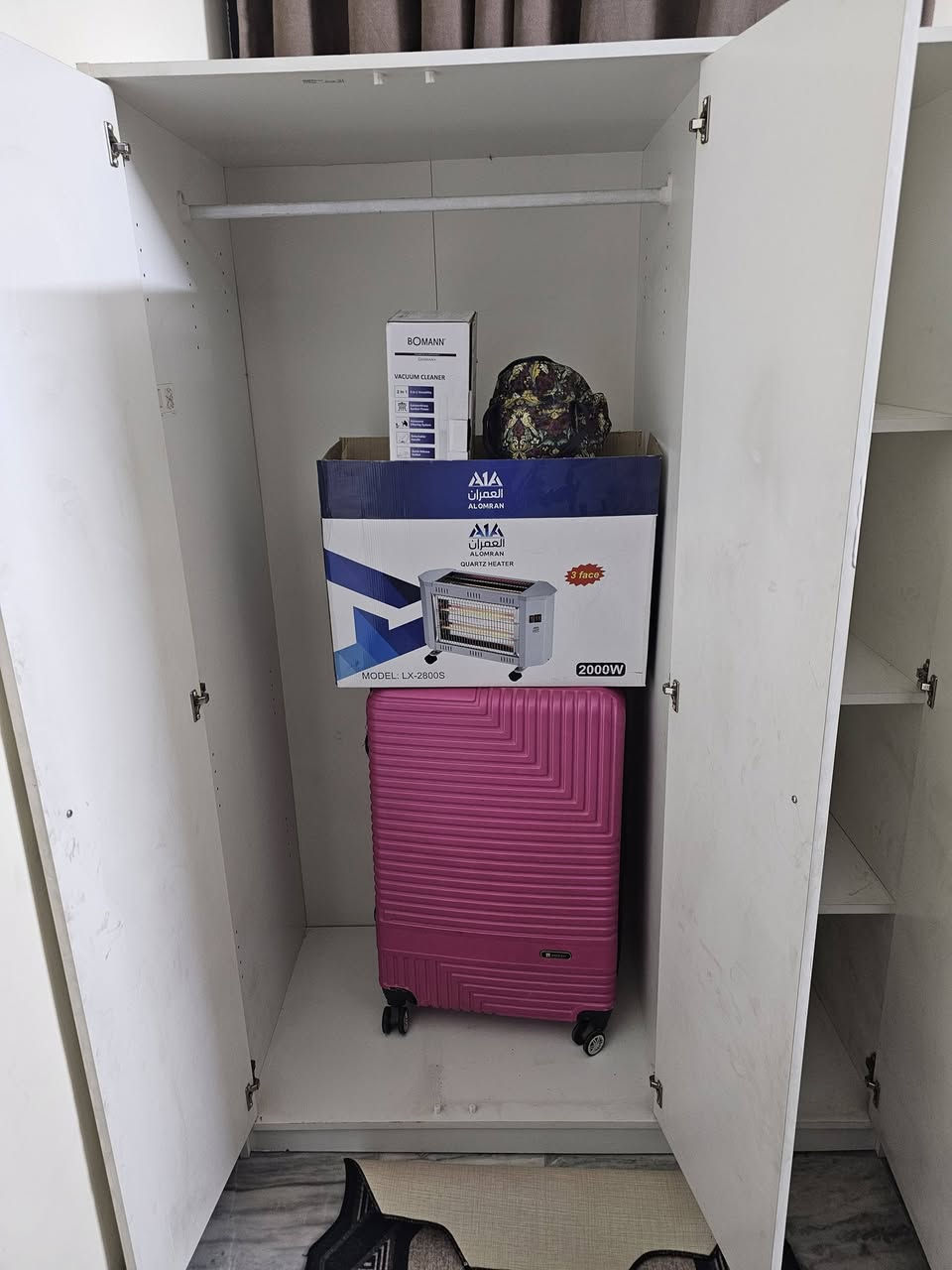 السلام عليكم كنتور ٣ ابواب ماركة ايكيا
نظيف جدا مابي لا كسر ولامشخط ١٢٠ الف المكان الشعب قرب سوق ٤٠٠٠


**إذا كنت صاحب هذا الإعلان وتريد حذفه لأي سبب، رجاءا أرسل رسالة إلى الدعم الفني**