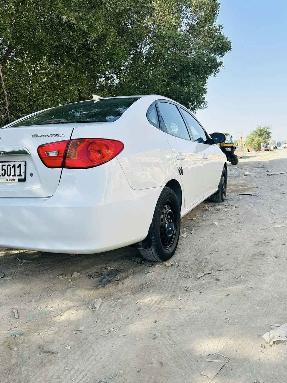 السلام عليكم ورحمة وبركأته
النترا لبيع موديل 2011
سيارة رقم سليمانية سيارة كفالة عامة ما عدة شخط بلباب 
سيارة كير محرك تبريد صدر كفاله تخم تاير سنوية ال 30
سونار بيه مرفق بلمنشور 
العنوان بابل جبلة 
هاتف ***********
