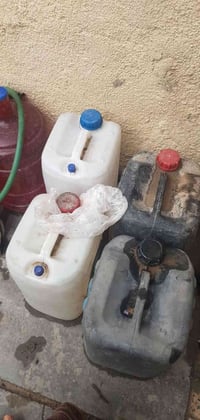 يوجد نفط للبيع ١٠٠ لتر السعر70 الف العنوان زعفرانية خلف سيد هاشم 07727...