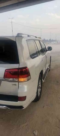 لاندكروز GXR  موديل 2016 بريم فول. كفاله رقم بغداد باسمي للبيع او مراو...