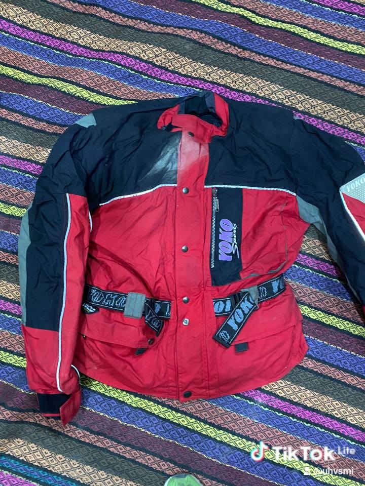 السلام عليكم طلعتلي قماصل مال دراجات ناريه فول كسارات القطعه ع 25 الف مكاني بغداد البلديات *********** واتساب
