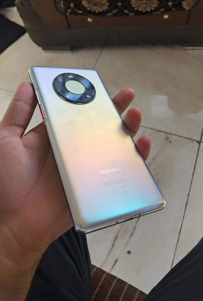 السلام عليكم
هواوي mate 40 برو
ذاكرة 256/8 نضيف والصور واضحة بالمنشور ويا  شاحنة الأصلية وحافظة رايدة قفل 320 مكاني بغداد رقمي للاتصال ***********
 واتساب ***********
