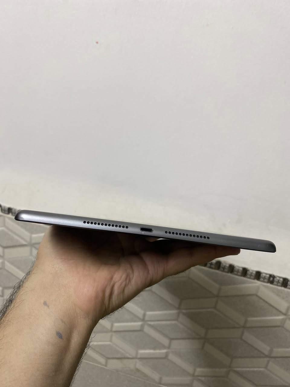ايباد 9
نضيف استعمال دراسه كارتونه موحود ويا 
للمراوسه 
ويه لابتوب HP EliteBook 840 G5
او لابتوب فئه زينه


**إذا كنت صاحب هذا الإعلان وتريد حذفه لأي سبب، رجاءا أرسل رسالة إلى الدعم الفني**