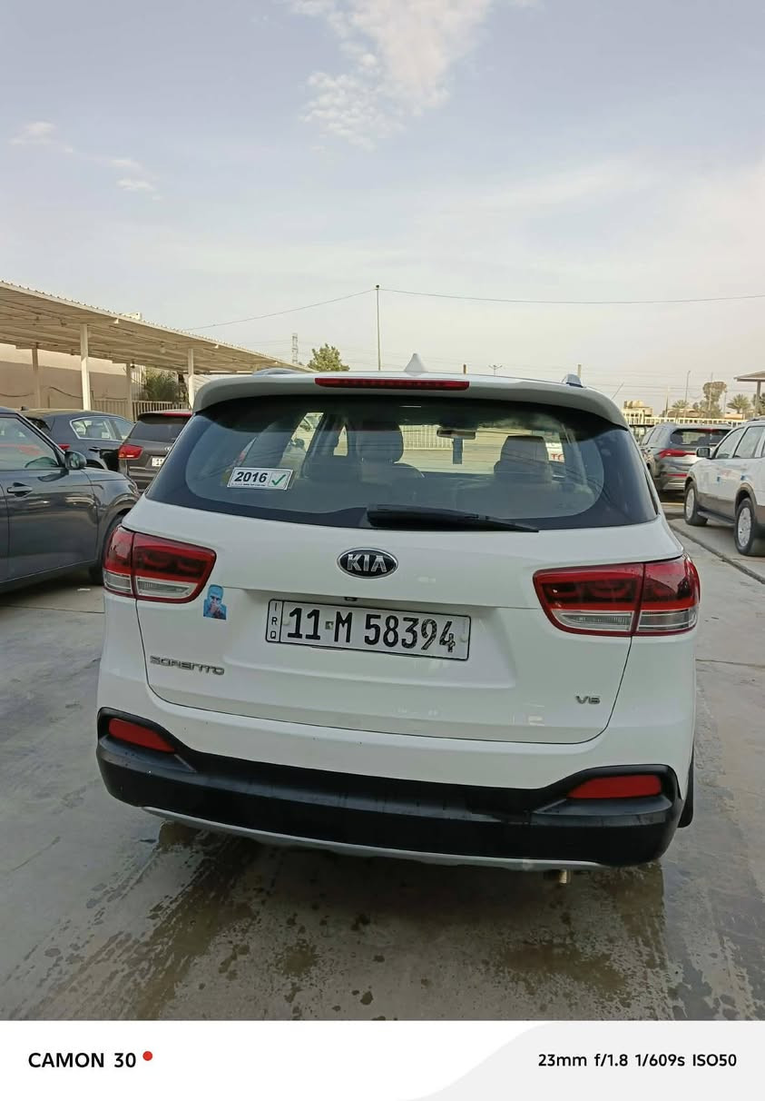 سلام عليكم للبيع سورنتو خليجي موديل 16 سياره بيهه سونار ماشيه 105 فول مواصفات بصمه جنطه كهربا مكان سياره بغداد الراشديه للاستفسار على هذا الرقم ***********
سعرها 210وبيها مجال سونار مرفق
