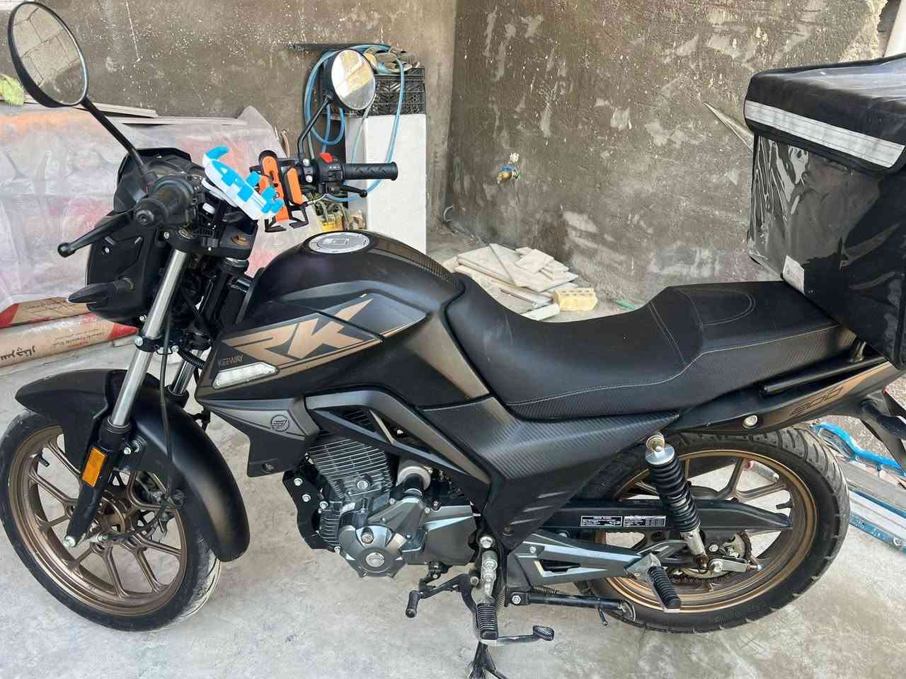 السلام عليكم ورحمة الله وبركاته دراجه ار كي فول نضافه مابيه نقص فقط الاشاره اليمنه مكسوره ماشيه ١١ الف مكينه مكفوله ممفتوح بيه ولا برغي رقم اربيل السعر مليونين و٣٥٠ بيه مجال 
🔥🔥🔥🔥🔥
***********
