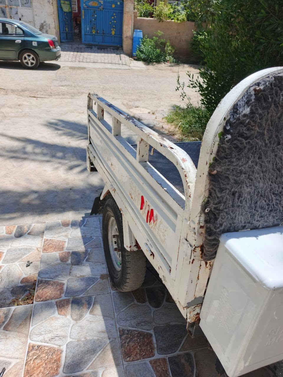 سلام عليكم ستوتة للبيع موديل 2020 محرك 2023 خير من الله  لاتنقيص ولا تبخير اوراق أصولي وبليتة كهربائيات كلهة شغالة [ جامة . ام بي ثري . سكنات الازرق . نشرة جوة البدي ] البك الايت موجود  السعر 900 قفل العنوان ركة حجي سهيل الاستفسار ***********
