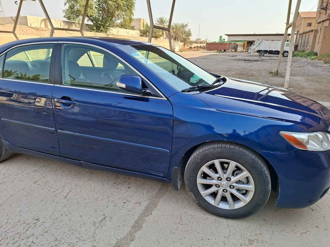 السلام عليكم تويوتا كامري موديل ٢٠٠٩ محرك ٦سلندر تدفئة وتبريد شغالات صدر امامي وخلفي ممتاز تخم تاير نظيف حادثها دعاميه اماميه وحافه البنيد بدون تبديل ليبل واحد كشنات جلد وكهرباء هيترات بالكشن مري شفط سياره جاهزه صبغ بنيد اثر حادثها وصبغ جاملغ وقبق جنطه بسبب جرد دواخلها نظيفه جدا وتبريدها ثلج بمعنى الكلمه مكانها بغداد الدوره ابو دشير هاتف *********** سعرها ٨٨ وبيها مجال ان شاء الله تعالى بغداد, العراق
