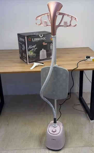 مكواة البخار العمودية LIBRONIC👕💨

ضمان لمدة سنة من تاريخ الشراء
🔥 تسخين سريع وبخار قوي يزيل التجاعيد خلال ثوانٍ!
💦 خزان كبير 1.6 لتر لتشغيل طويل دون تعبئة متكررة
👚 آمنة على كل الأقمشة – من الحرير إلى الجينز
💪 تصميم عملي بعلاقات وعمود قابل للتعديل
🧤 مع قفاز وملحقات كاملة لراحة وأمان أكبر

السعر 40 الف 
توصيل بغداد 3 الاف محافظات 5 الاف 
للحجز راسلنا على صفحتنا 
او راسلنا واتساب ***********
