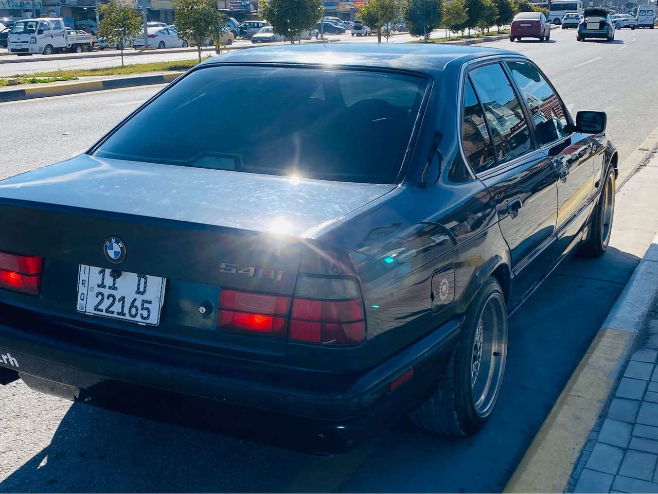 السلام عليكم 
Bmw 525 مسكر فانوس 
صبغ عام جمالية بدون حادث☪️
…
…
رقم بغداد  دولي جديد + تحويل مباشر ✅
ويل تو سايز ✅
منظومة صوت كالمة🎶
قرص دخاني 🟠
تبريد ثلج✳️
غرفة كاملة جديد بجيس كهرباء✔️
4 جام اوتو ✔️
تحكم مري اوتو✔️
محرك بشرط✅
كير بشرط✅
حداديه جديد✅
تايرات جديد✅
باتري جديد✅
ادامة وتعمير كامل جديد ع سياره💤
اخوان السيارة كاملة واحلى من صور 

مكانها كربلاء /حي العباس 
السعر /65 وبيها مجال بسيط 
هـ/*********** كربلاء, العراق
