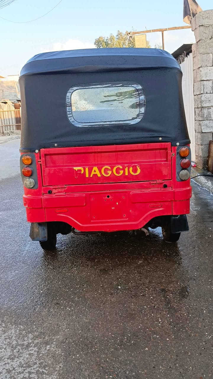 السلام عليكم تكتك بياجو 18 اوراق 
تكتك نضيفه بشكل  مليونين وخمسميه 
 مكاني بغداد الكماليه 
*********** بغداد, العراق
