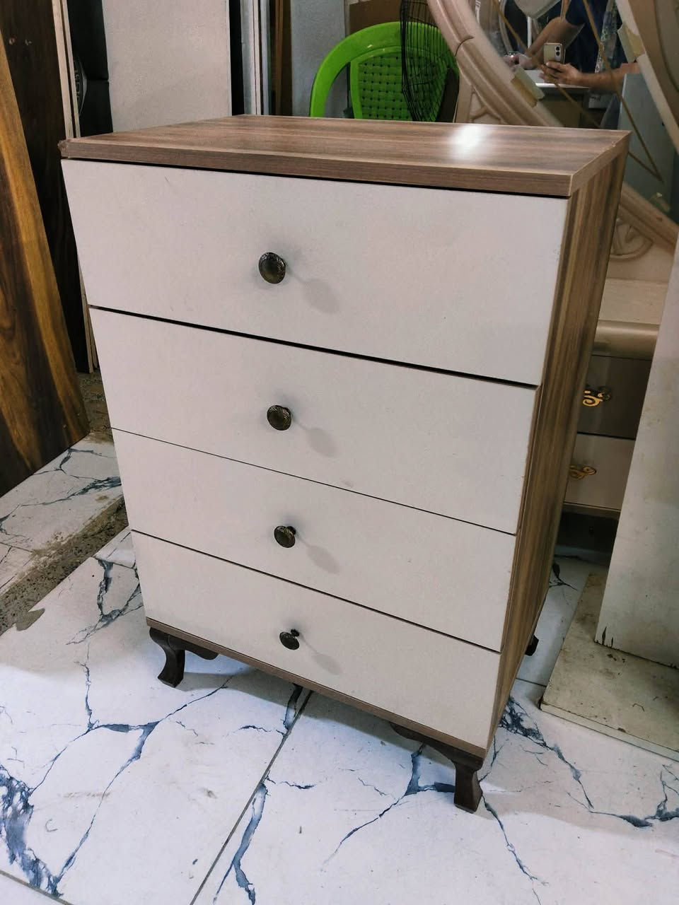 غرفه البيع


**إذا كنت صاحب هذا الإعلان وتريد حذفه لأي سبب، رجاءا أرسل رسالة إلى الدعم الفني**