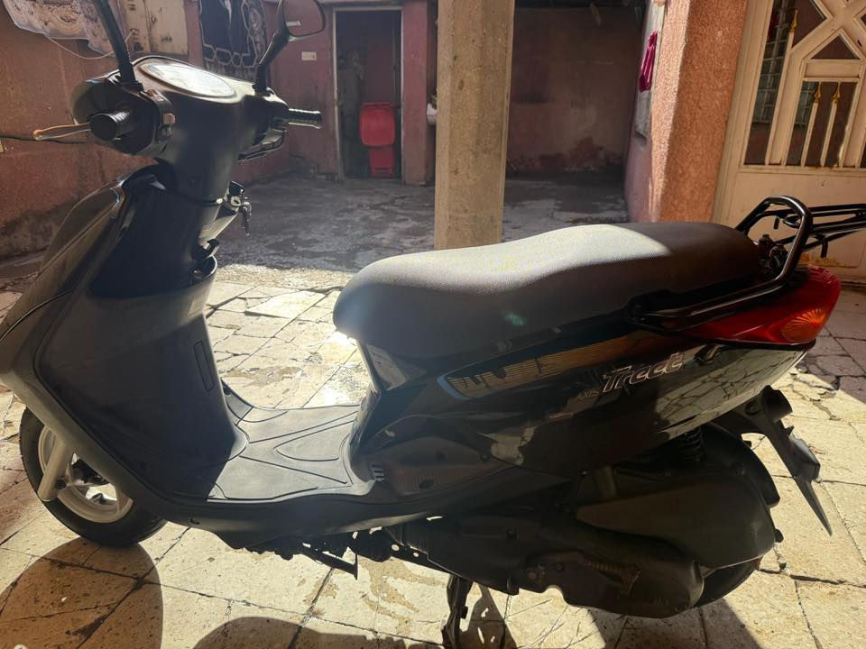 درجه اكزاز
درجه جديد صاله اقل من شهر نزلت رمبه 
درجه بعده بجيس شوفتك عينك درجه محرك خرسه صوت درجه كفر اصلي 
محرك مافتوح تجي تفحص درجه اذا بيه تاخذه وتروح بلش 
سعر 9 ورقات وبيه مجال اذا متعرف بسعارهن فدوه لا تخابر ولا تضل تحجي 
هاذ رقمي متواجد وتساب 
مكاني بغداد الغزاليه
***********
