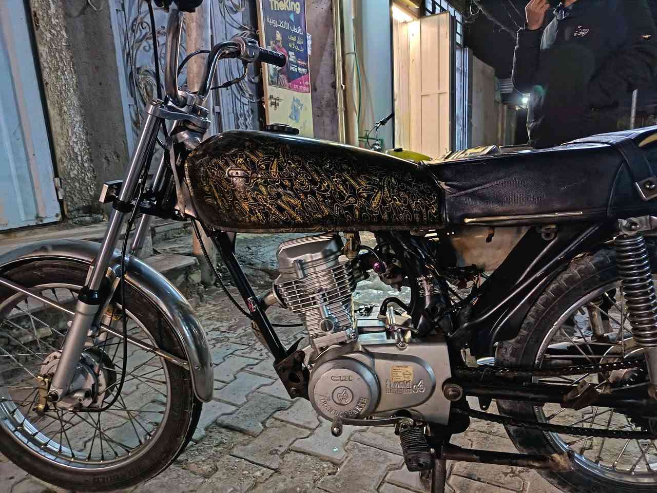 السلام عليكم ورحمه الله وبركاته 

للبيع :دراجه 4كير رابيدو اوراق اصولي لون الدراجه احمر بلاوراق موديل 2018 السعر 450 وبيها مجال 
غير متواجد على الفيس 
للاتصال ***********
