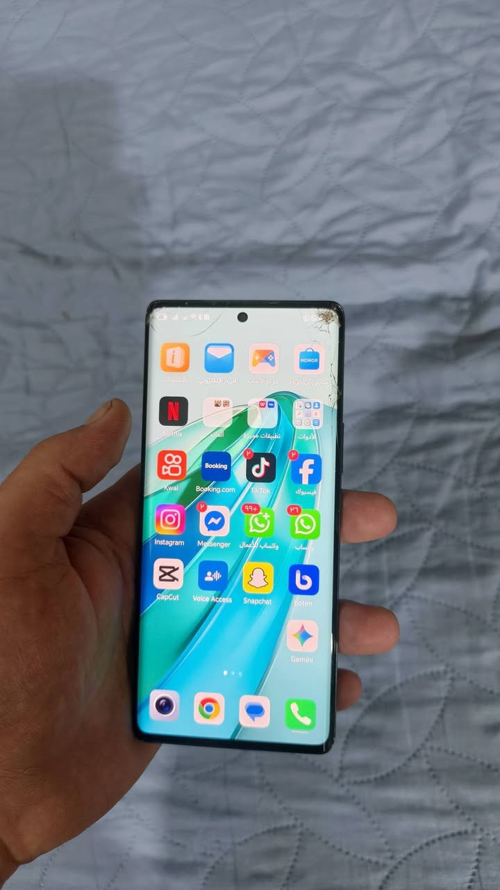 سلام عليكم للبيع او للمراوس ب ايفون ***********
