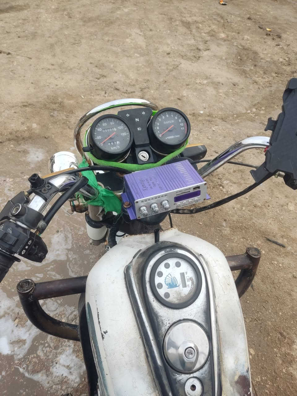 سلام عليكم ستوته البيع 2015 وراق كامله سعر مليون300بيهه مجال شراي يخابر هاذ رقمي***********
