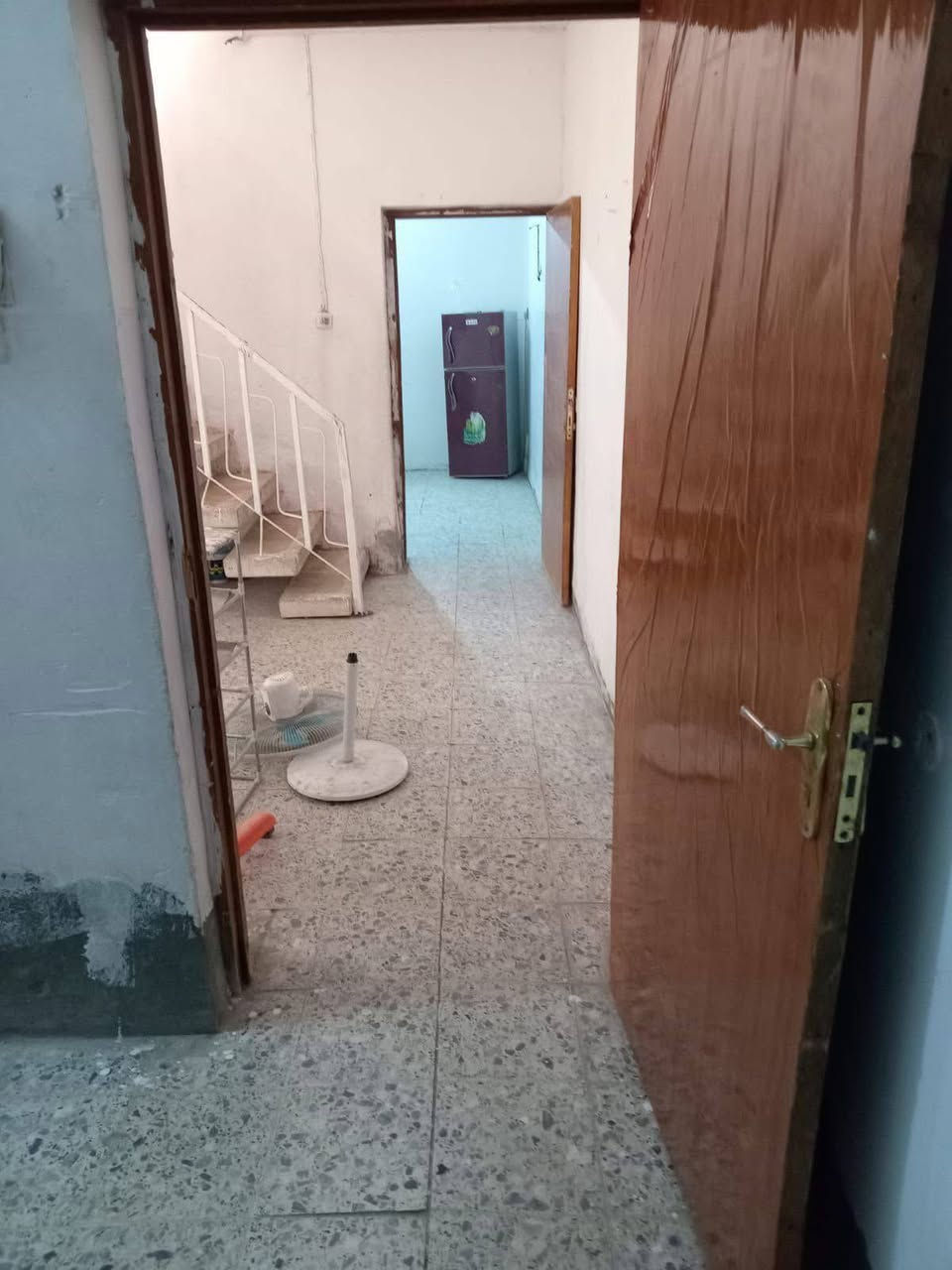 السلام عليكم مكتب عقارات الشمس  مقابيل المستشفى التركي !!!
                         بإدارة ((أحمد الگريطي))
                    
    ☎️***********
                        ☎️***********

 🏠دار للإيجار طابقين يحتوي على ثلاثة غرفه وكليدور وصاله ومطبخ ومجمع صحيات وكراج سياره 

⁦^⁠_⁠_⁠_⁠_⁠_⁠_⁠_⁠_⁠_⁠^⁩⁦(⁠✯⁠ᴗ⁠✯⁠)⁩⁦(⁠✯⁠ᴗ⁠✯⁠)⁩⁦^⁠_⁠_⁠_⁠_⁠_⁠_⁠_⁠_⁠_⁠^⁩

🌎 الموقع المهندسين قرب جامع زين العابدين 

⁦^⁠_⁠_⁠_⁠_⁠_⁠_⁠_⁠_⁠_⁠^⁩⁦(⁠✯⁠ᴗ⁠✯⁠)⁩⁦(⁠✯⁠ᴗ⁠✯⁠)⁩⁦^⁠_⁠_⁠_⁠_⁠_⁠_⁠_⁠_⁠_⁠^⁩

💸💰 قيمة الإيجار 325
