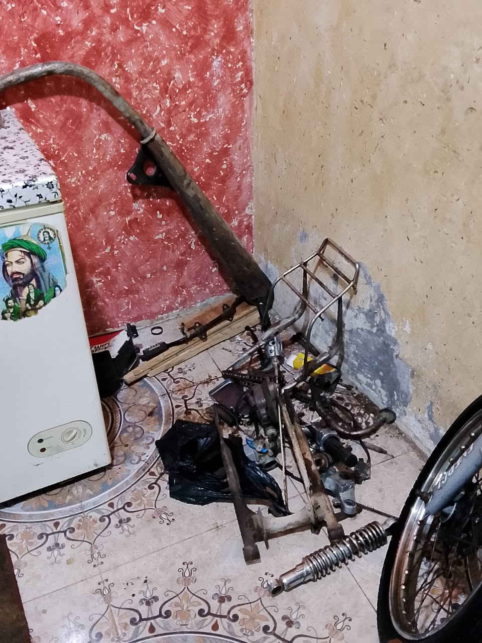 غراض للبيع من مكينه من ماشه تايرات صدر من كلشي وبعد غراض ما مصور المكينه انيرجي حشاك روحه جلب مال عتماد رادله غسل مكاني بصره ابو الخصيب سعر 100 و 15 وبيهن مجال ول يحب يسولف خل يطلع كبل تمام شراي بل خدمه بتفضل يشلع عيوني ***********
