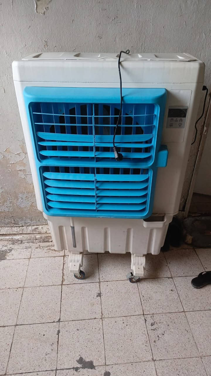 اسلام عليكم مبرده جديده البيع كلش نضيفه ب 125 بيه مجال ما متواجد ع النت هذا رقمي بي وتساب ‏‪0771 867 2913‬‏
