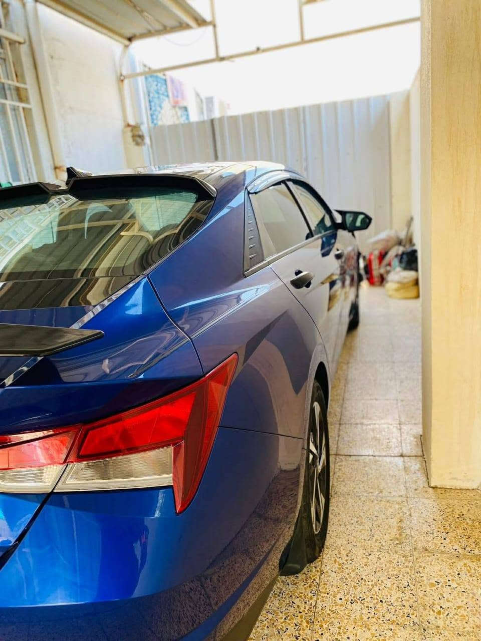 هونداي الانتره وارد امريكي 21 ماشيه 107
لون ازرگ مميز
بدون ايرباك 
بدون تبديل حادث جاملغ امامي وشبر با البنيد صبغ صور الحادث موجود مع الصور 
بدون دواخل شرط الفحص  رقم اربيل تحويل بأسمي  او وكاله 
موصفات 
بصمه وتشغيل عن بعد شحن واير لس 
شاشه دجيتل شاشه كبيره كامره 
سايد بريك دكمه لد امامي لايت عالي ناصي زنون 
ويل كب كروم  مدوشمه كشنات رياظي وارظيات وصندوگ
تحديد مسار 
رادار امامي خلفي وجانبي صندوق ذكي تخم تايرات جديد صدر امامي خلفي جديد وبعد بيه موصفات ما مذكوره 
مكاني الانبار الرمادي    الاستفسار رقم ***********
