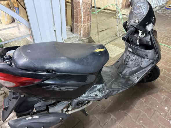 السلام عليكم بريز لل بيع ليت ناصي الدراجه مكفوله كفله عامه  المكينه  بدون تنقيص وبدون تبخير   دراجه خير من الله  كلشي شغال  الدراجه مل رنبه   امنه الله الدراجه مصار شهر من أخذته   السعر ٩٢٥ وبيه مجال بسيط لل شراي المكان  بغداد الكريعات الرقم المتوحد ***********
