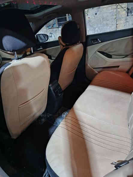 السلام عليكم البيع كيا اوبتيما موديل 2012 خليجي السياره مكفولة بدون حادث بس بيهه قطع صبغ أثر جراد رقم بغداد سنويه لغاية 2028 محرك 2400 دوش هزه جديده تحكم ستيرن تبريد قطعتين بانوراما بصمه مثبت سرعه مكاني بغداد الكرخ ***********
