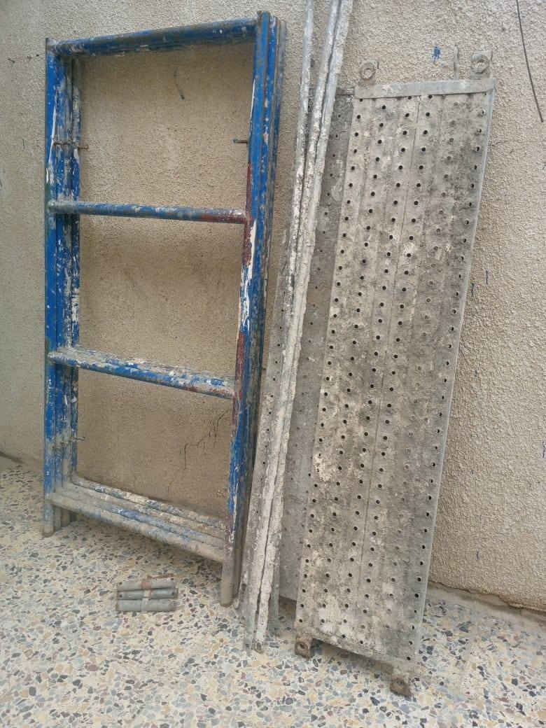 السلام عليكم للبيع سكله قفصين ودرابين واحد 4امتار وثاني 3 متر‏ سعر مناسب‪***********
