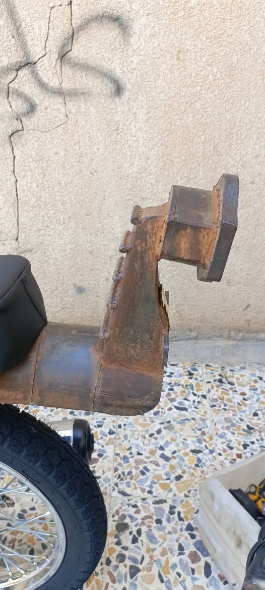 السلام عليكم شباب نزال للبيع
//***********
