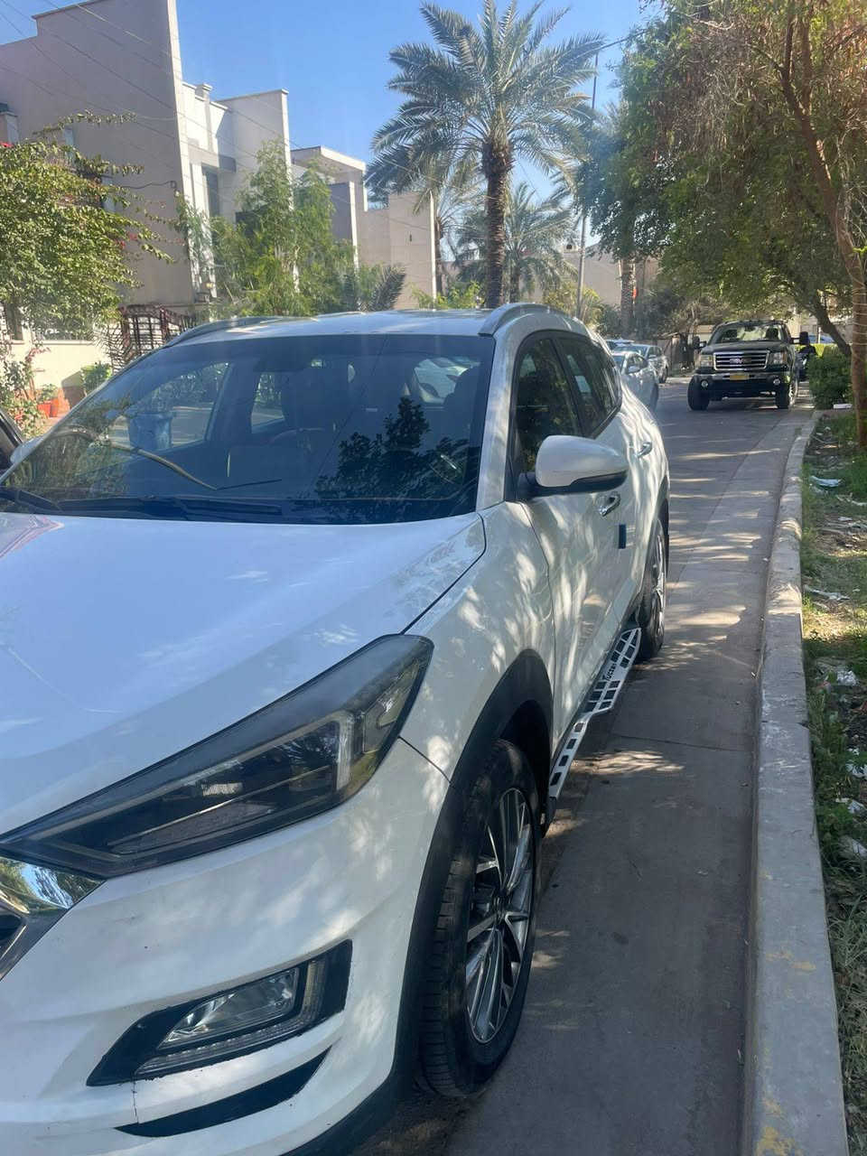 السلام عليكم كيا توسان 2020 بغداد باسمي ماشا 85 حقيقي السياره فول ما عدا البلوراماه عنوان السياره بغداد الصالحيه بيع حادث بسيط حار بالباب مال السائق على كد شبر وبارد بالشاملغ الايسر بسيط بدون صبغ سعر السياره 185 وبيها مجال الشراي يتصل  ( ***********  واتساب )       ***********
