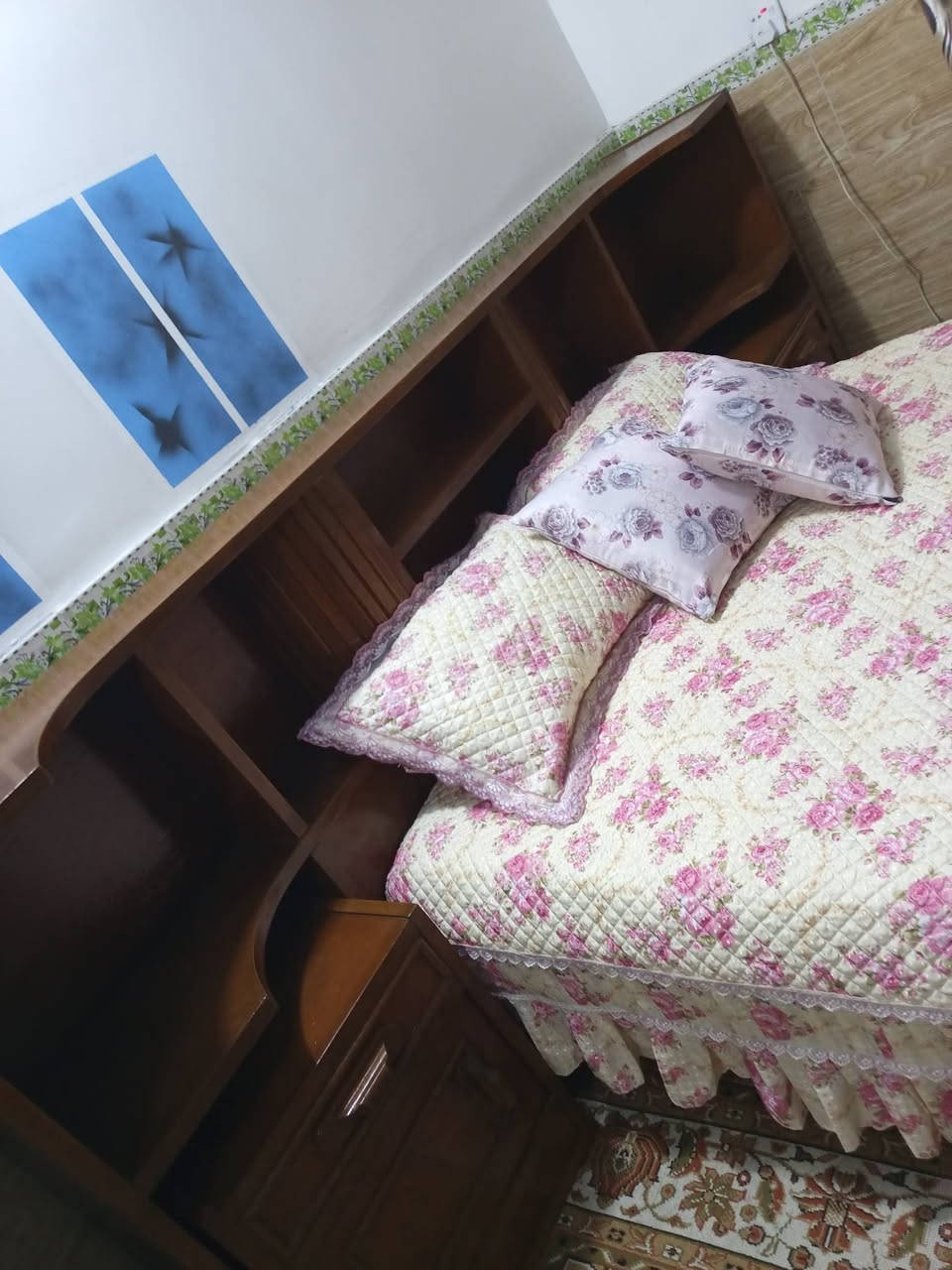 سلام عليكم البيع غرفه داخل وخارج صاج شغل درجة اوله كلش ثكيله السعر 1,100 وبيهه مجال اي ستفسار هاذ رقمي ***********
