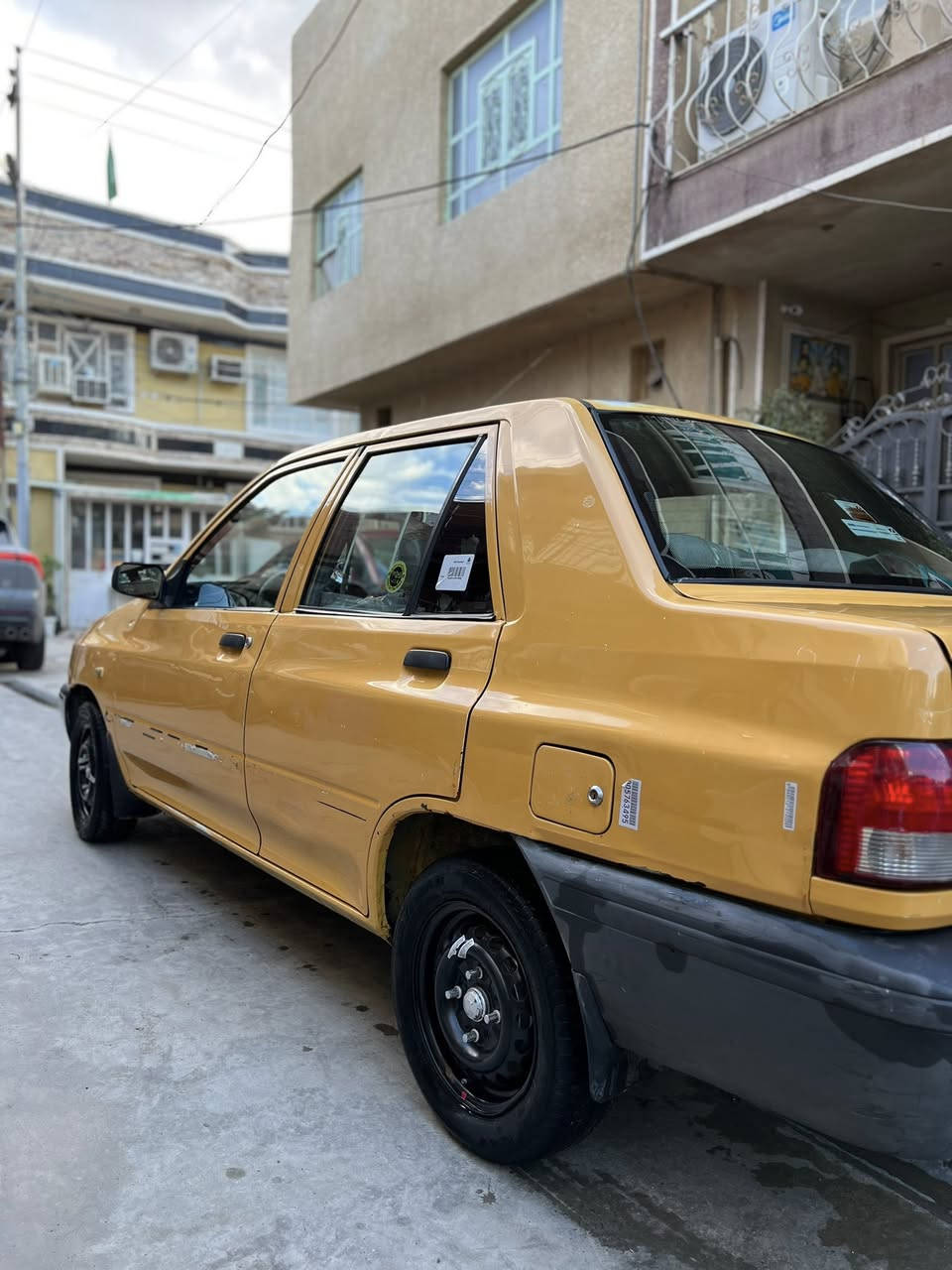 السلام عليكم انتباه انتباه شواصي مكفوله كفاله خير  من الله لامعمره ولاشي جديده مكانها بالكريعات بالقصور سنويه بأسمي مصفره هيئه وغرامات وحقيقتها احلى من الصور السعر 39 رقم صاحب السياره ***********. متوفر واتساب
