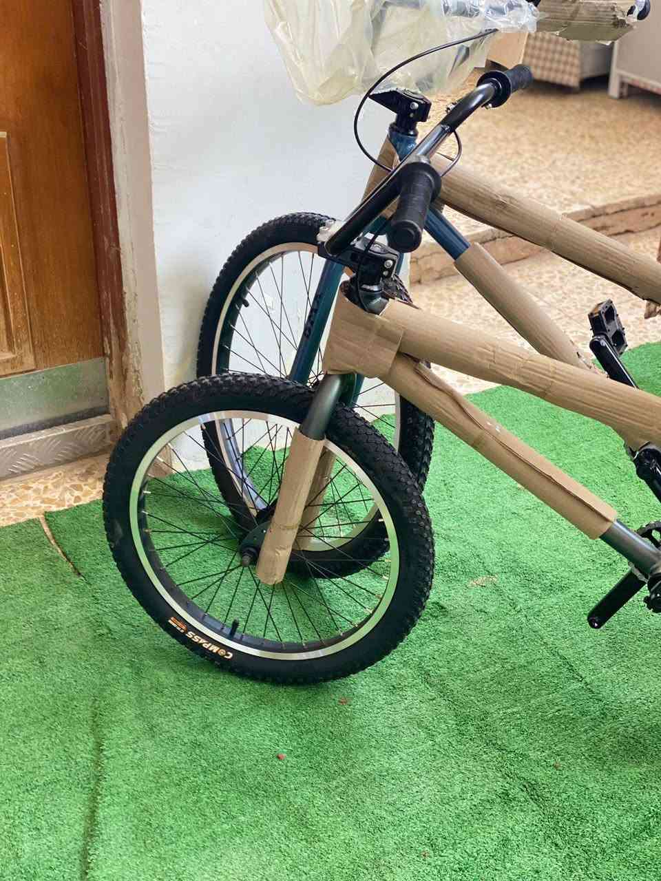 بايسكل ماركة فلاش الايطالية 🇮🇹
هيكل كامل مصنوع من الالمنيوم ( ما يزنجر )
قياس 20 & 24
بايسكل فري ستايل (مخصص للاستعراض وتحمل القفزات والحركات الصعبة )
الصينية و الرنگ بوربنگات
الوان مميزه
الاول البحري لون يعطي انطباع ب النظافه والهدوء
الثاني الزيتوني لون يعطي انطباع ب القوه الرسميه
الاسعار :
قياس 20 (الصغير) سعره 125

قياس 24 (الكبير) سعره  150

تفاصيل أكثر :+964 772 658 5554


**إذا كنت صاحب هذا الإعلان وتريد حذفه لأي سبب، رجاءا أرسل رسالة إلى الدعم الفني**