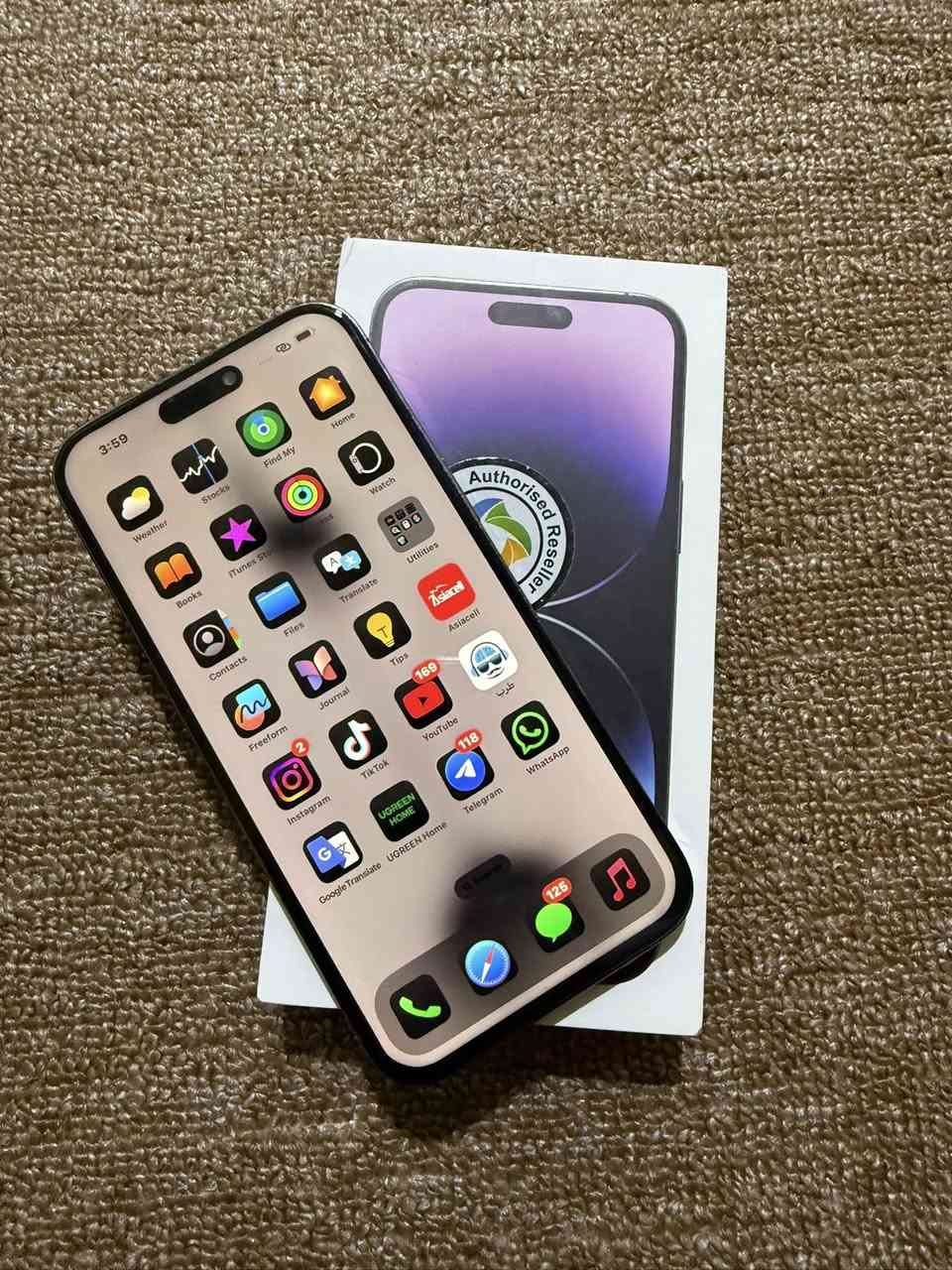 السلا عليكم
أيفون 14 برو ماكس
جهاز عربي شرق اوسط نموذج M ماستر شريحة وحدة الجهاز نظافتة مثل ما موضح بالصور جهاز استخدام قليل واستخدام حقيقي مجرد تصفح بطاريتة 84 بالتحديث نزلت والجهاز فقط مستبدل شاشة نوعية ممتازة مو عادية   بالاضافة الشريحة بعد التحديث تشتغل ومرات تفصل 
كامل ملحقاتة
سعر 660وبي مجال
للأستفسار
***********
***********
