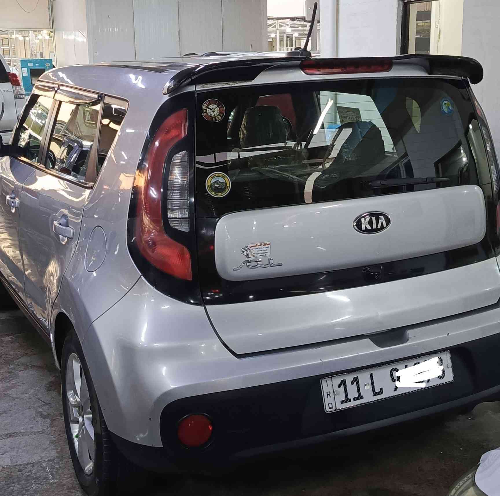 كيا سول 2019 وارد امريكي مكفوله من الصبغ والتبديل حادثها تبديل دعاميه اماميه وبارد بالجاملغ امامي بدون لغد وشاصي بدون دواخل ايرباك ستيرن محرك 1600 GDi تحكمات ستيرن جهتين تحكم كروس سرعه ويل كب اصلي .
گيرمحرك صدر تبريد بحاله ممتازه .

مكان السياره بغداد .

السعر 128 ورقه .

***********/غير متواجد على الفيس .
