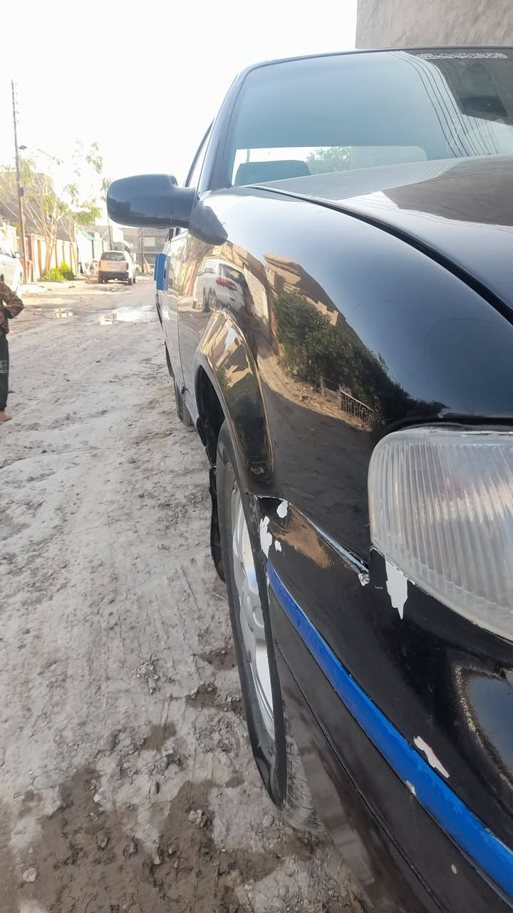 سلام عليكم برنس للبيع فراشة موديل 96 رقم بغداد مشروع وطني سنوية 27 محرك وكير خير من الله سياره غرفته جديده ابطاين لوك السعر 35 وبيها مجال ***********
