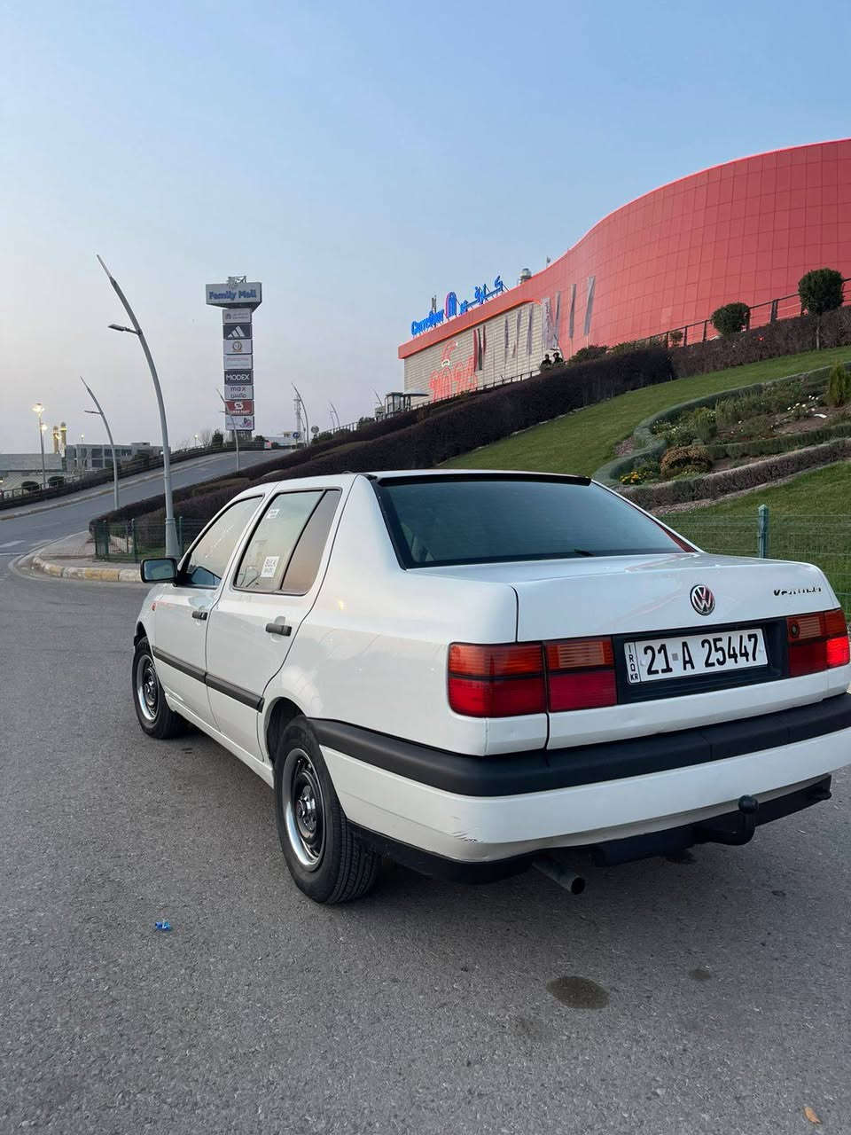 کولف فنتو 93
رقم سلیمانیة
عنوان سلیمانیة
سعر 45 وبیە مجال
نافذة لغایة 2030
0770 354 70 34
